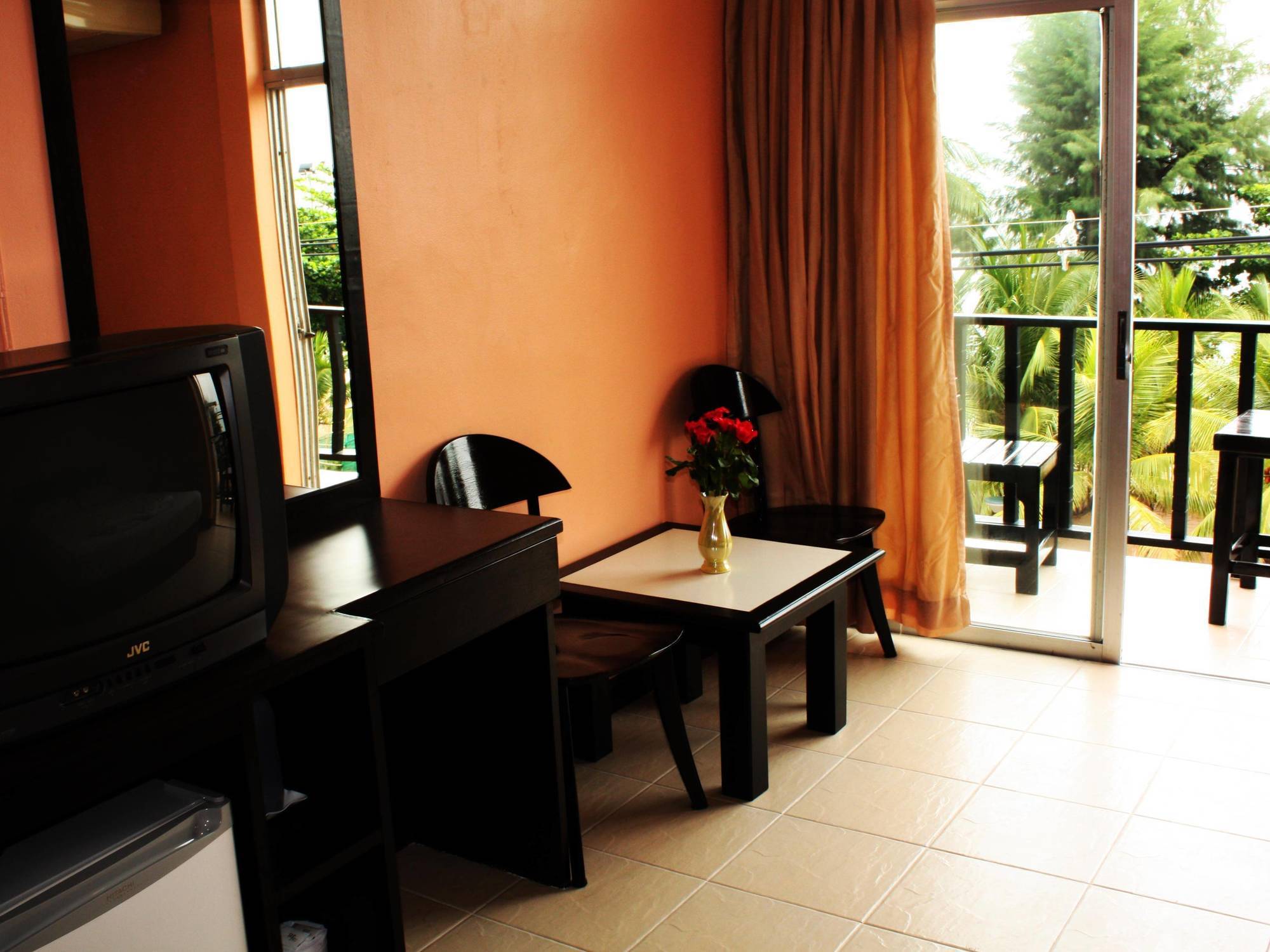Opal House Hotel & Restaurant Ban Nong Tabaek Exteriör bild