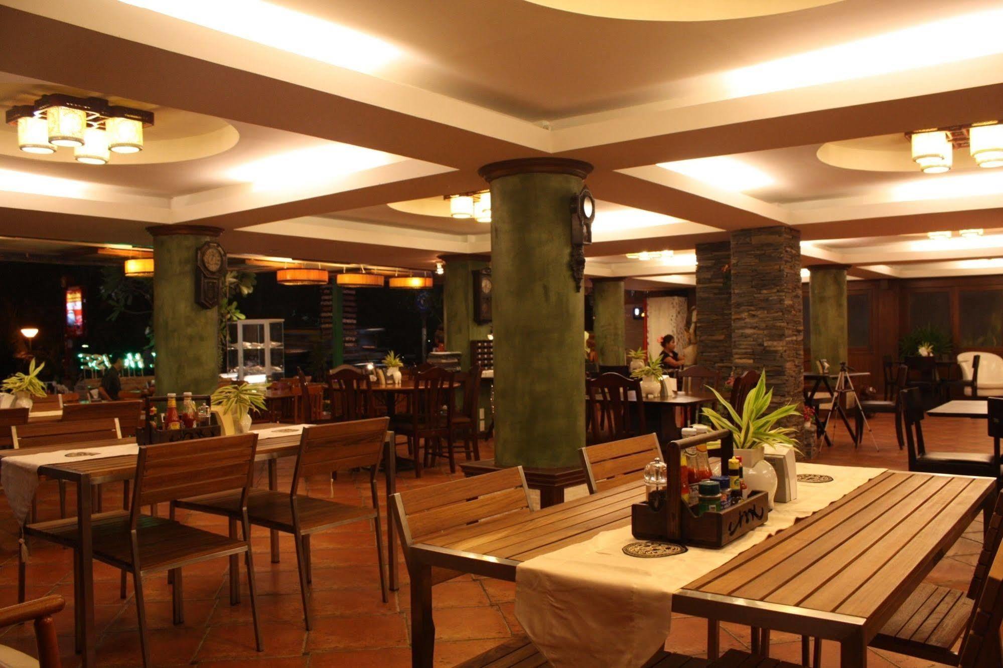 Opal House Hotel & Restaurant Ban Nong Tabaek Exteriör bild