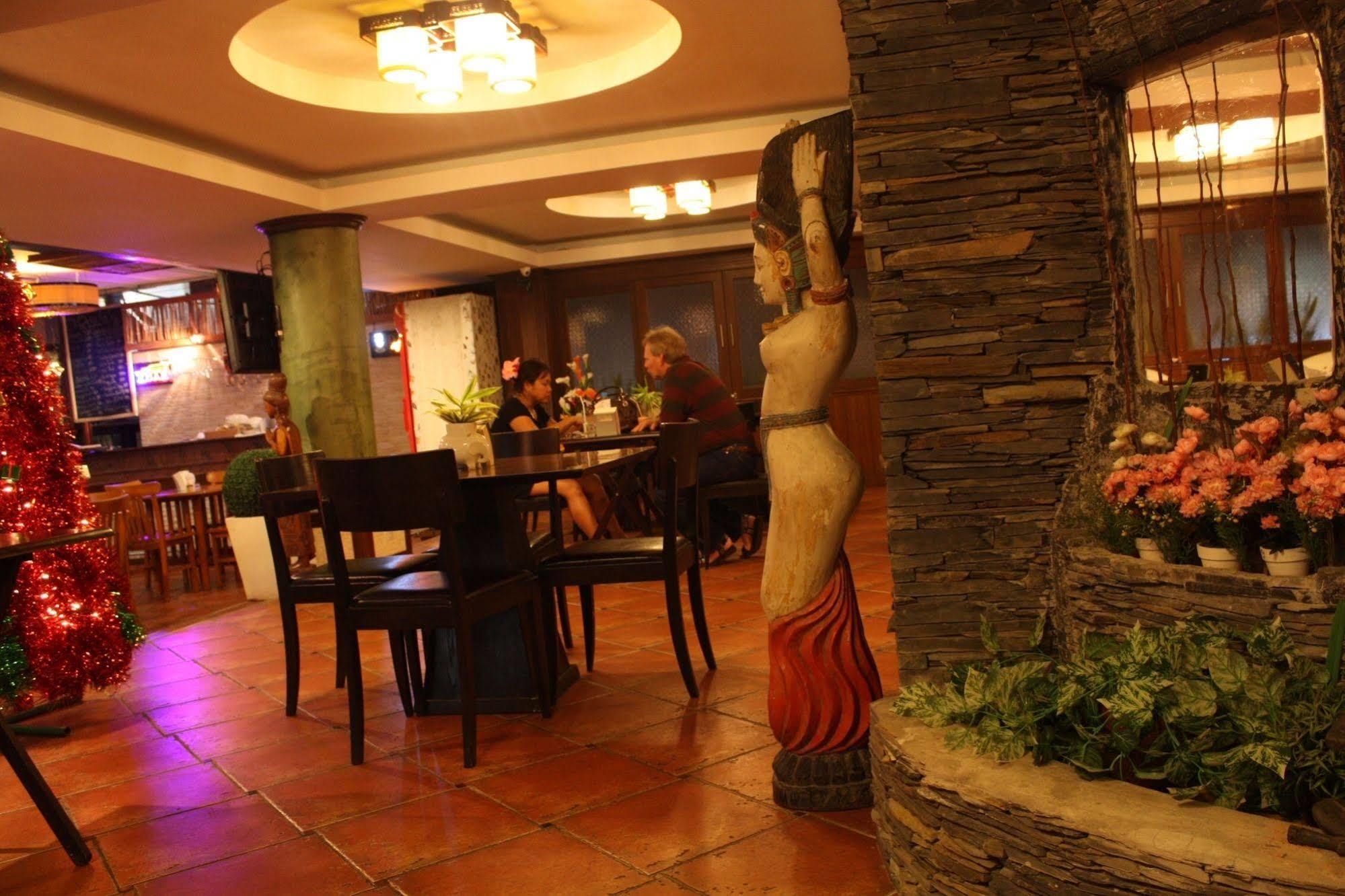 Opal House Hotel & Restaurant Ban Nong Tabaek Exteriör bild